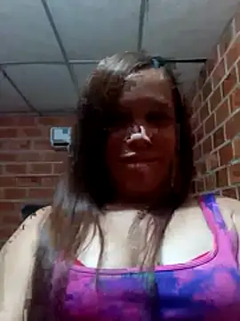 alexandra-queen stripchat live cam model