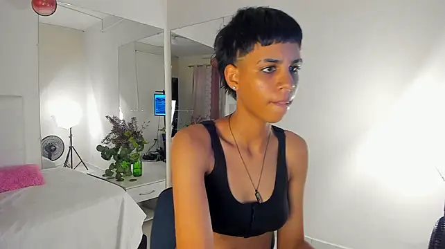 dayis118 stripchat live cam model