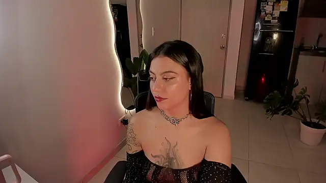 itsjade stripchat live cam model