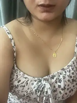 Hie-sanaya stripchat live cam model