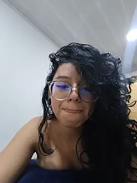 jenn_cg stripchat live cam model