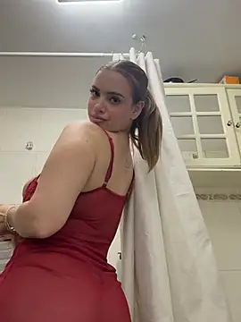 doslatinos stripchat live cam model
