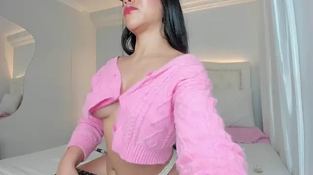 Chloe_Collingss stripchat live cam model