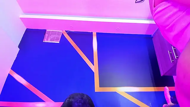 AndreaGiraldo_ stripchat live cam model