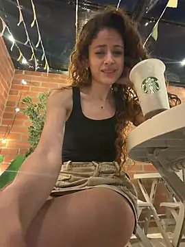 alana15 stripchat live cam model
