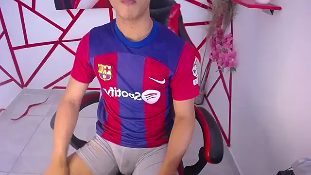 oliver-parker stripchat live cam model