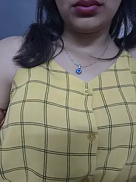 Ritika_jha01 stripchat live cam model