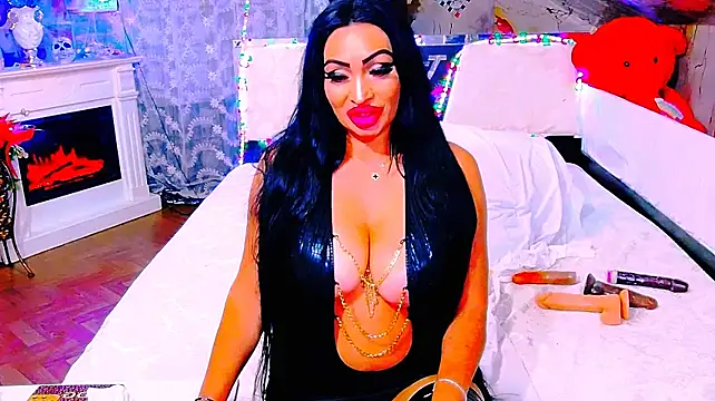 AmyraSunris stripchat live cam model