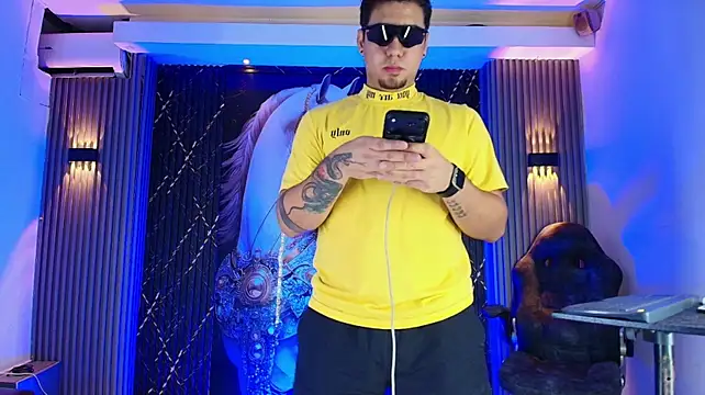 The_Boy_King_ stripchat live cam model