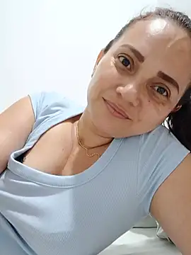Amanda39 stripchat live cam model