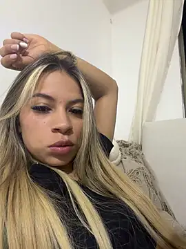 Mia_Rosee1 stripchat live cam model