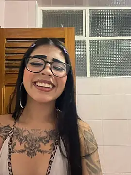 -Brittanny stripchat live cam model