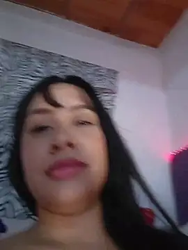 crisvelk stripchat live cam model