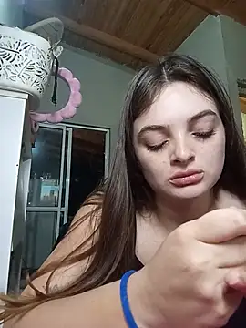 Emmacut stripchat live cam model