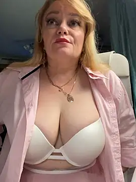 Sweet-blonde stripchat live cam model