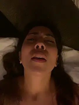 O-Enjoyer stripchat live cam model