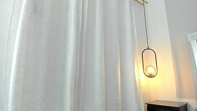 Gabriela_Lopez1 stripchat live cam model