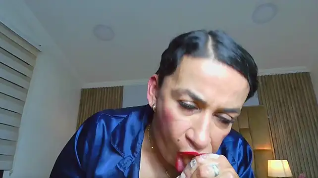 NICOL-JARAMILLO stripchat live cam model