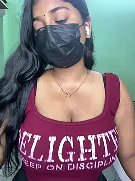 Ishaani_0 stripchat live cam model