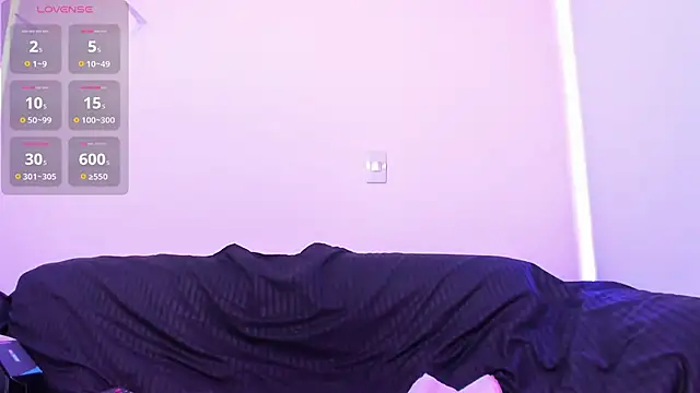 lily_woods stripchat live cam model