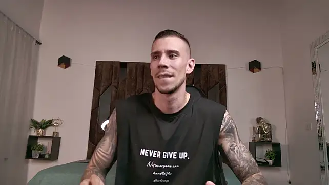 J_king__ stripchat live cam model