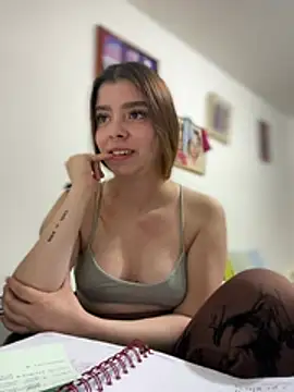 Cloew_Marz stripchat live cam model