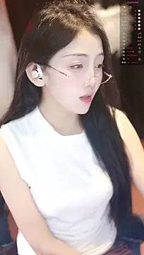 suisui_ stripchat live cam model