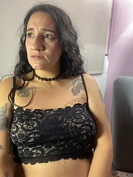 SofiaBrown_Pink stripchat live cam model