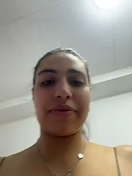 TAMMYBLACKK stripchat live cam model