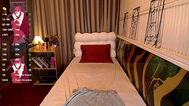 Reika_Wakumi stripchat live cam model