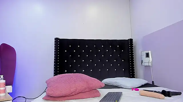 Valeria_Gate stripchat live cam model