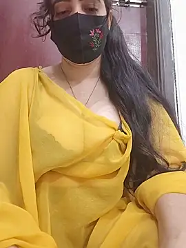 Saanvi-Sen stripchat live cam model