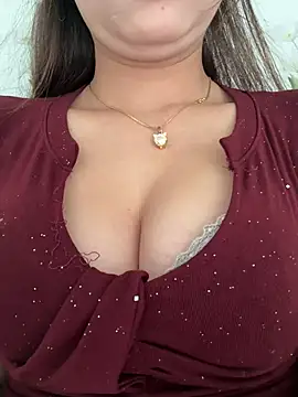 Ruby_k9 stripchat live cam model