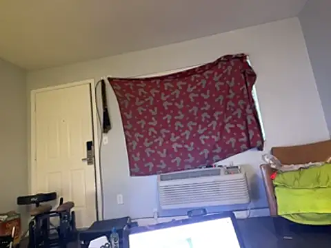 Taylorsexbot stripchat live cam model