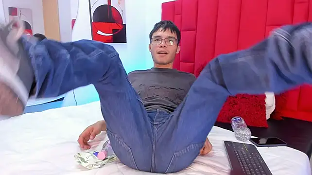 Dante_Wolf1 stripchat live cam model