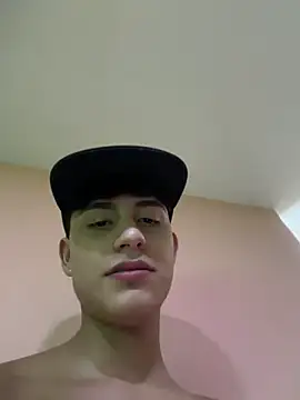 Lander_Cruz stripchat live cam model