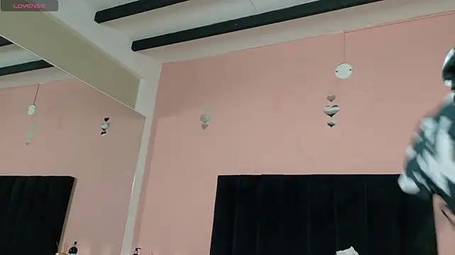 MILA_AND_COTI stripchat live cam model