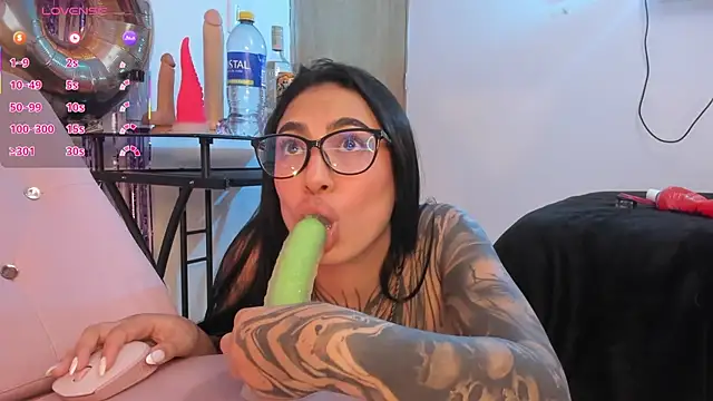 Kayla_foxxy stripchat live cam model