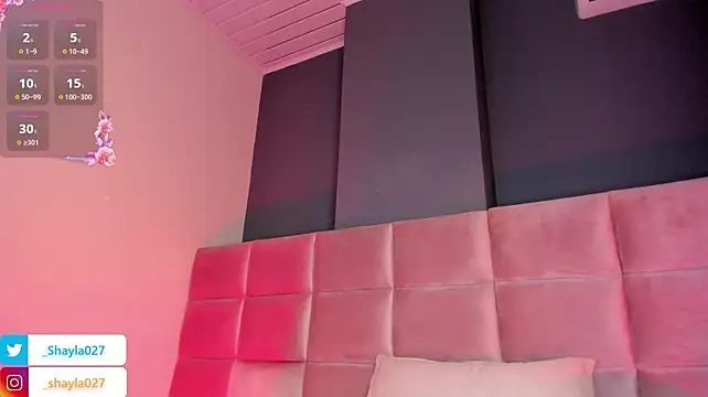Shayla27 stripchat live cam model