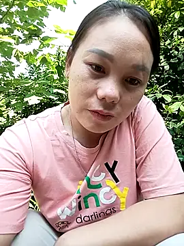 Lynne_11 stripchat live cam model