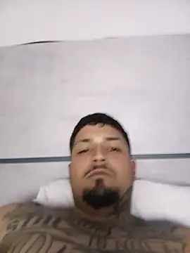 Mrmalvadin69 stripchat live cam model