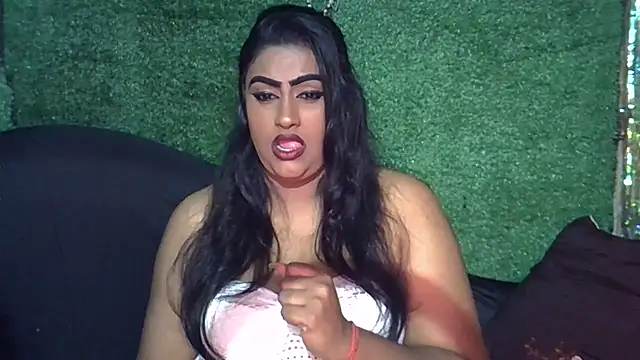 EROTICNAWTY2 stripchat live cam model