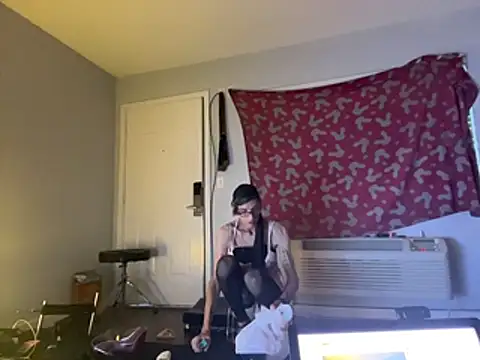 Taylorsexbot stripchat live cam model