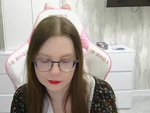 Elvirada stripchat live cam model