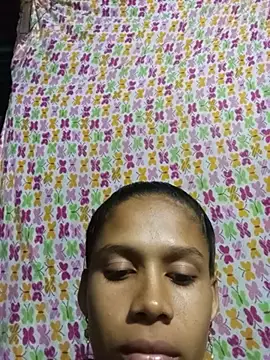 DesiLatinas10 stripchat live cam model