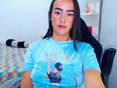 shena-fox stripchat live cam model
