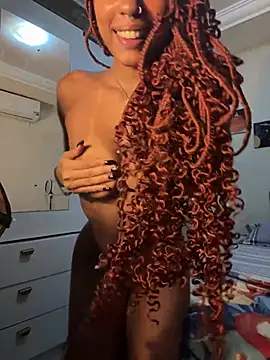 MayBailey stripchat live cam model