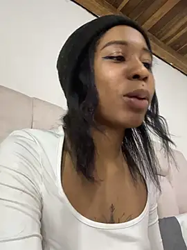 Zaira_Rose_ stripchat live cam model
