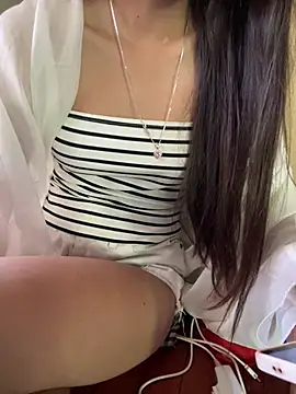 Candy-cuty stripchat live cam model