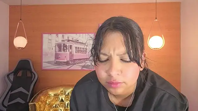 aria_montes_t stripchat live cam model